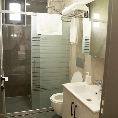 With Private Pool And Jacuzzi 2 * Yesilyurt (Canakkale)