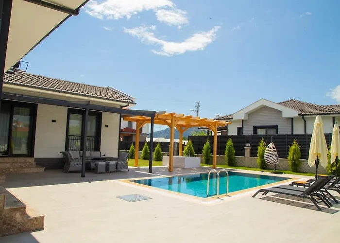 With Private Pool And Jacuzzi 2 * Yesilyurt (Canakkale)